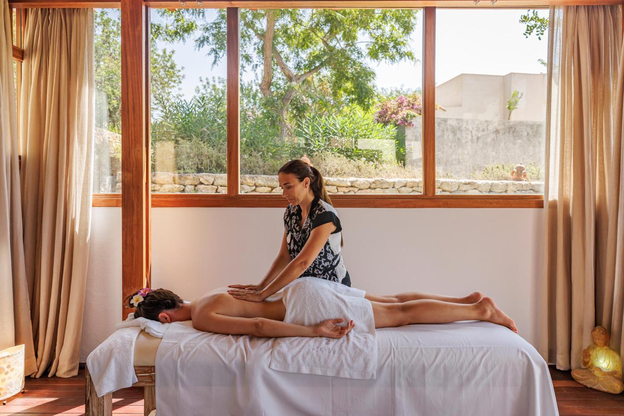 Can Lluc Boutique Hotel & Luxury Villas 산트 라파엘 데 사 크레우 외부 사진