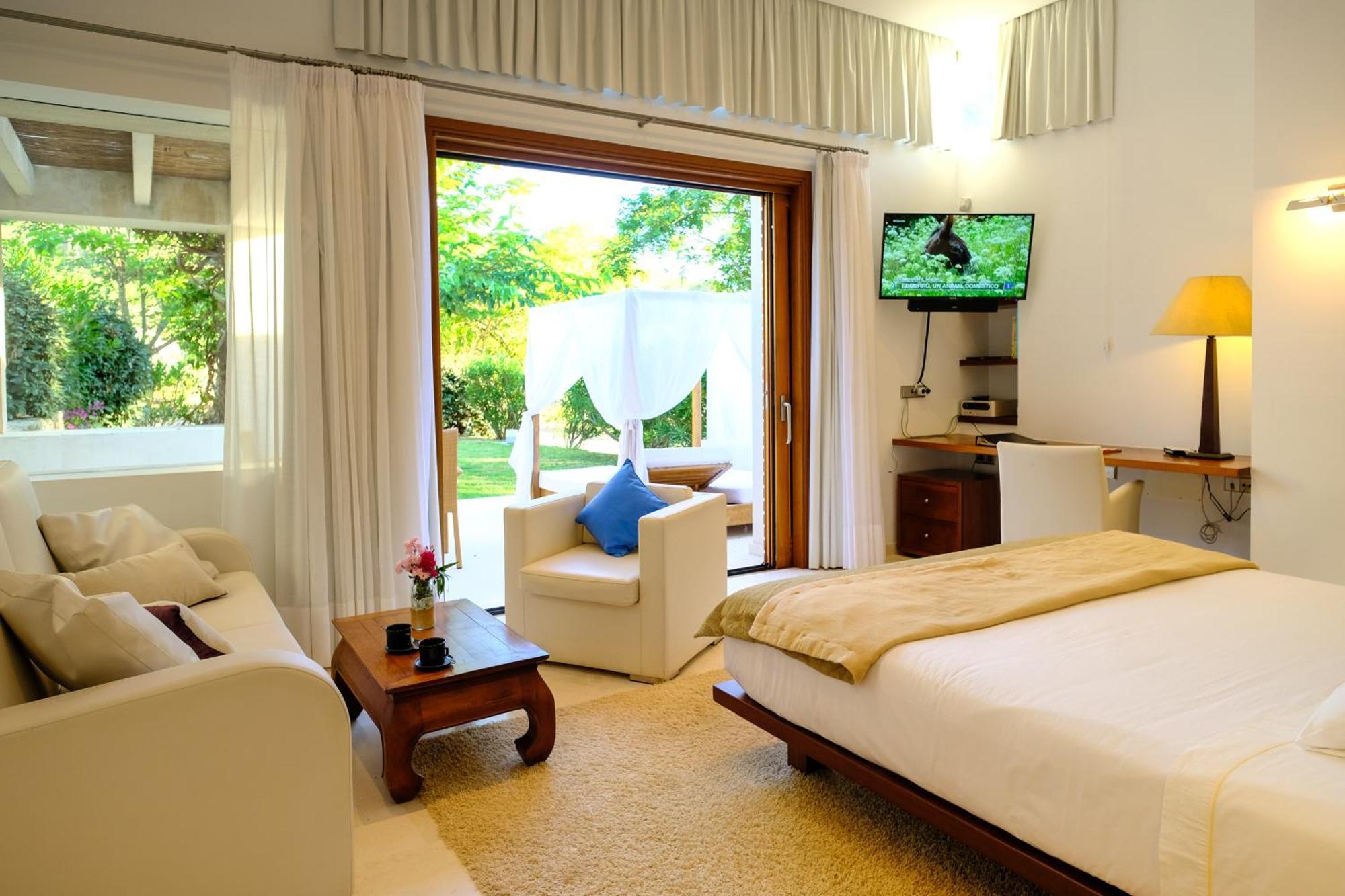 Can Lluc Boutique Hotel & Luxury Villas 산트 라파엘 데 사 크레우 외부 사진